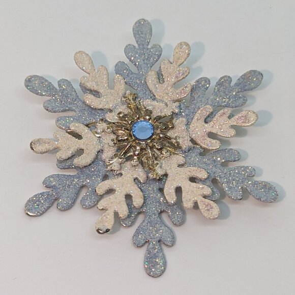 Vintage Silver-Tone Snowflake Brooch With Blue Rhinestone Accent - Picture 1 of 2